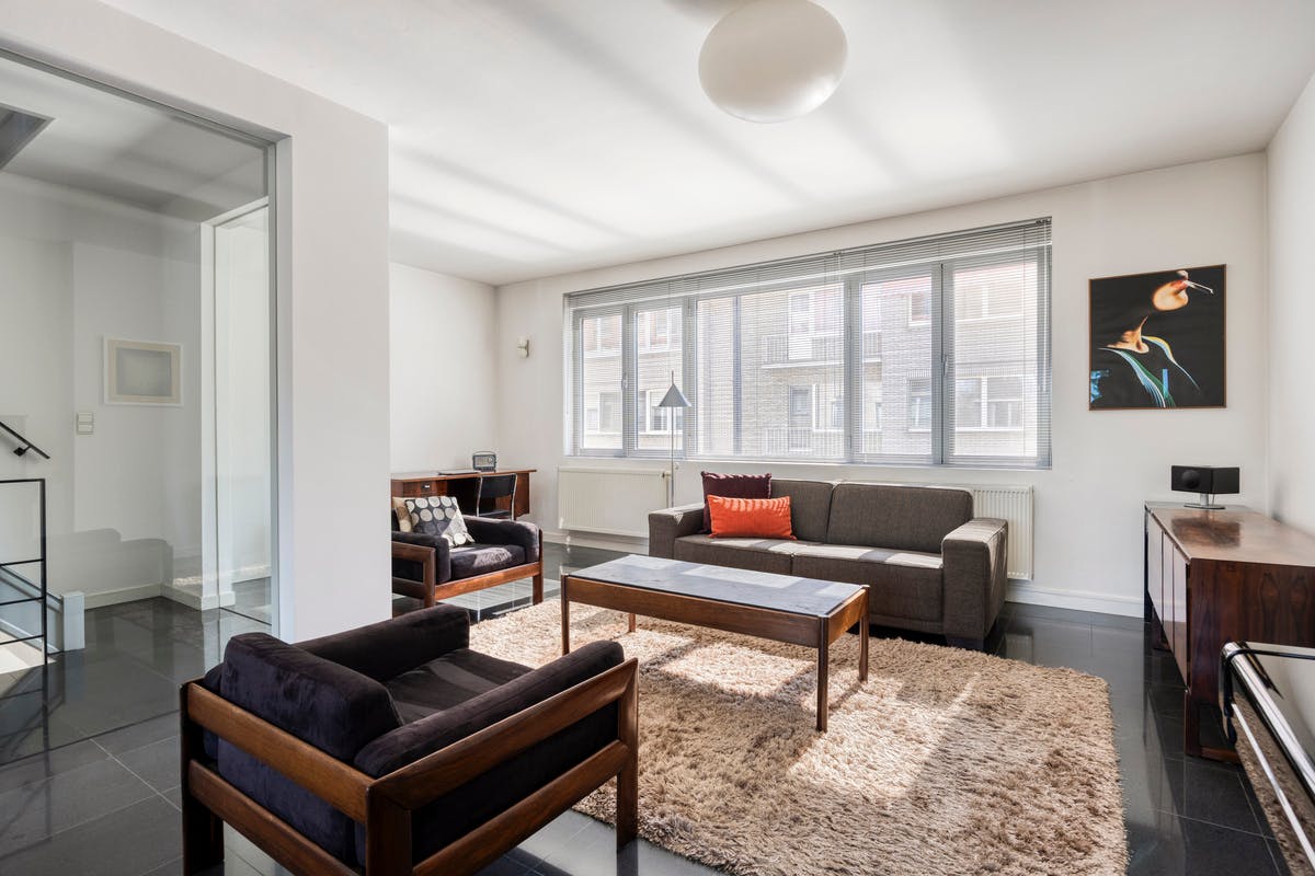 Renovated spacious house for sale within walking distance of the city - photo 5