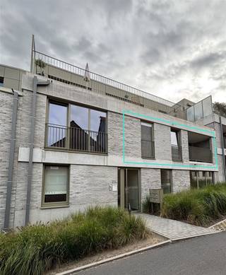 Wenst u een bezoek te brengen aan dit appartement, maak dan enkel een afspraak online 24/24 en 7/7 via de knop: "Bezoek plannen". (enkel mogelijk...