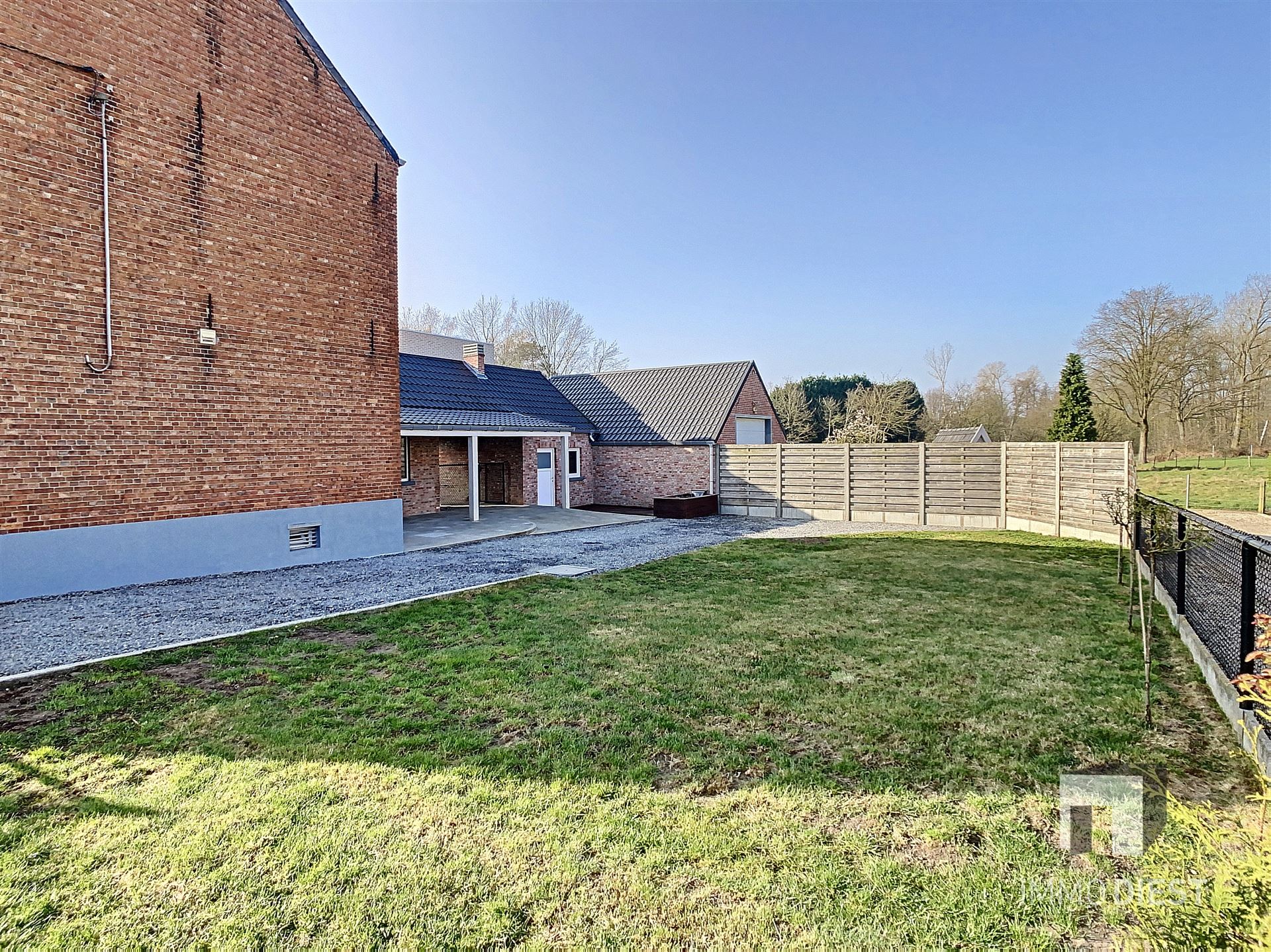 Huis te huur in Vorst met 3 slaapkamers - foto 4