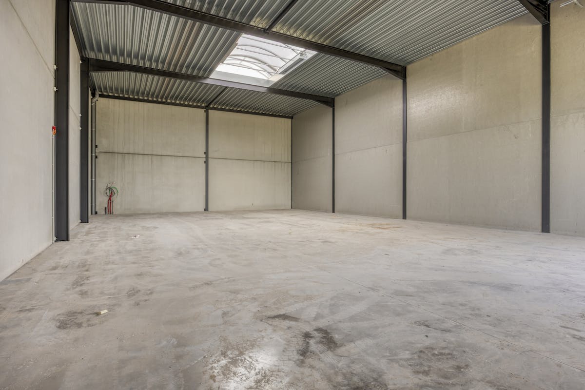 Nieuwbouw KMO-unit van ca.240m² te koop in Tielt - foto 2