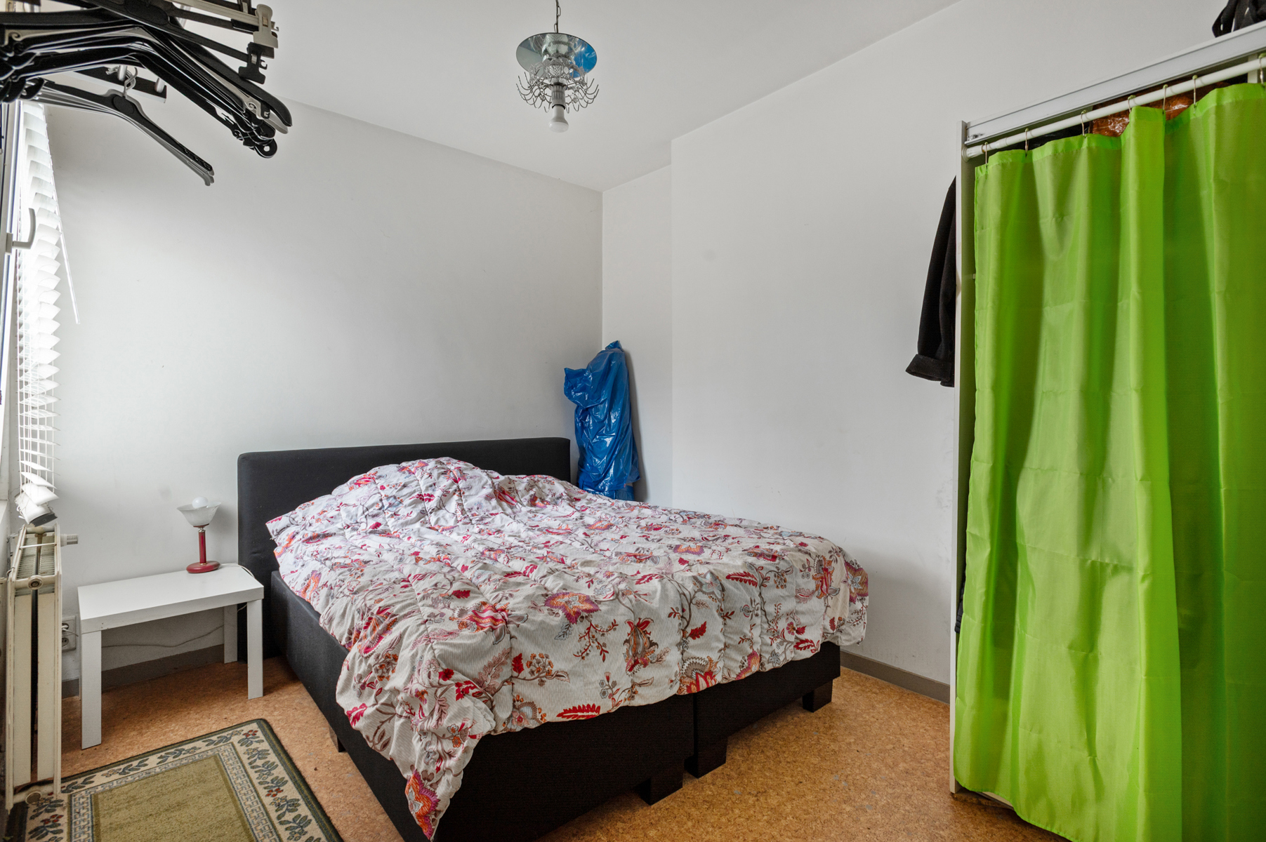 Te renoveren appartement in de bruisende stad - foto 5