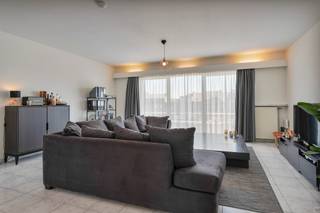 Te huur: verzorgd duplex appartement in Boom, met zonnig terras en garageboxDeze duplex bevindt zich op de 2e verdieping van een kleinschalig...