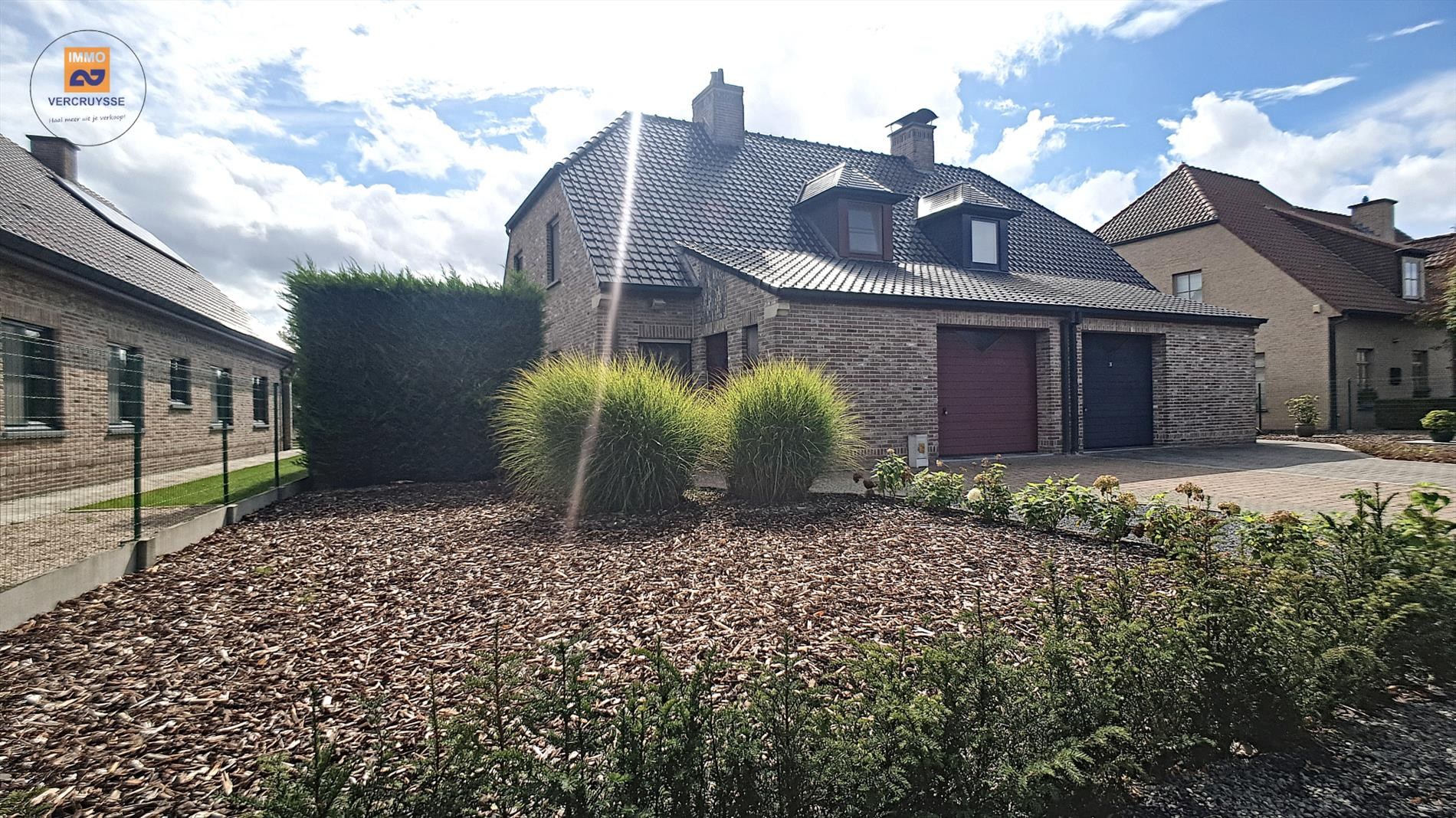 Ruime halfopen bebouwing in rustige buurt te Ertvelde - foto 2