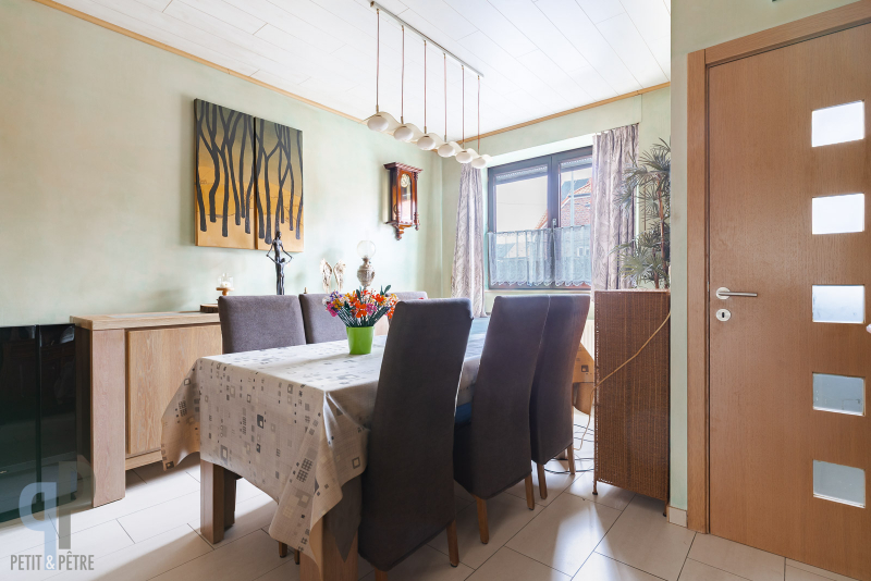 Leuk gelegen HOB met tuin en garage - photo 2