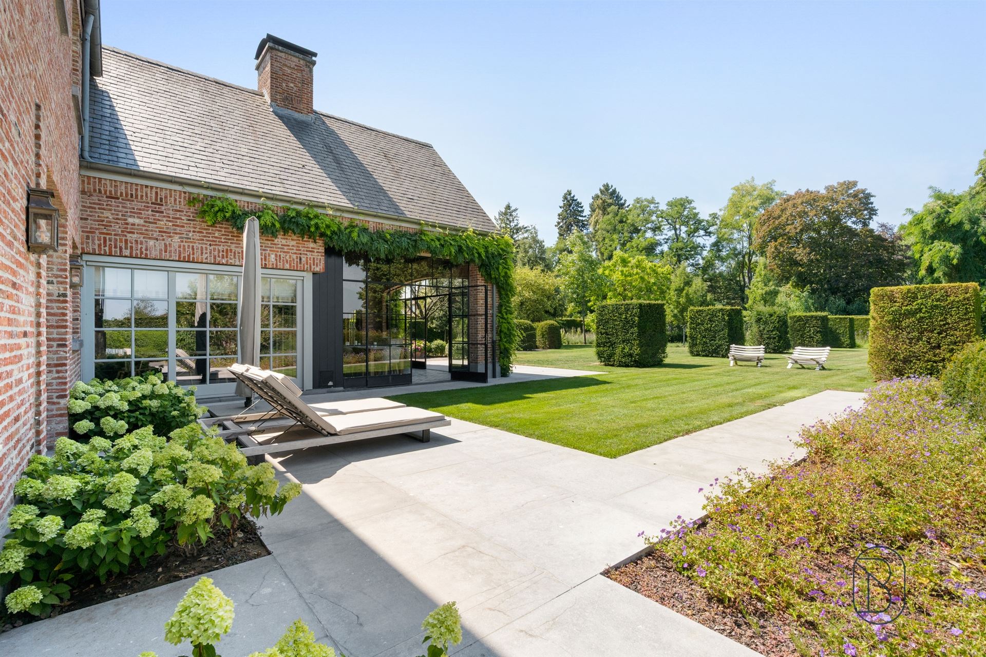 Villa - photo 4