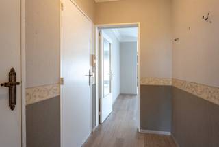 Dit gezellige appartement op de 1e verdieping is centraal gelegen, op wandelafstand van het centrum van Stabroek, winkels, openbaar vervoer...