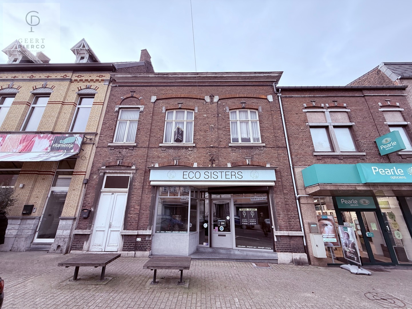Stijlvol en ruim pand met unieke mogelijkheden in de Stationsstraat - foto 1