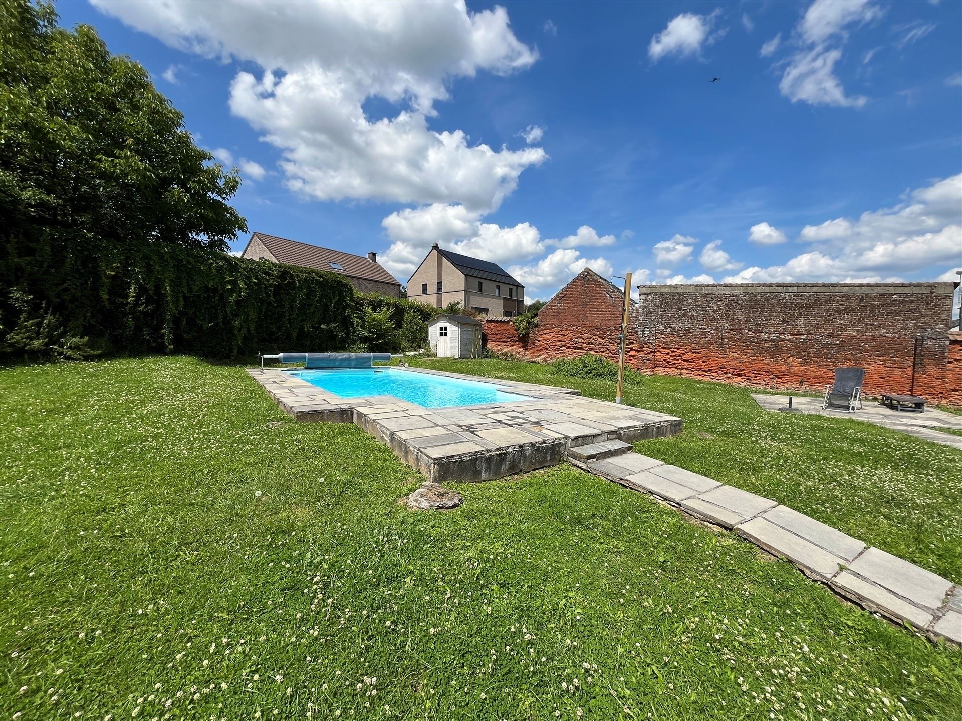 Huis te huur in Quenast met 2 slaapkamers - foto 4