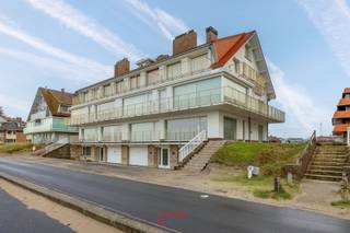 Uitermate knap en gezellig, gemeubelde studio in de residentie Aquarama te Groenendijk, Oostduinkerke. Vanuit uw zetel is het zalig genieten van...