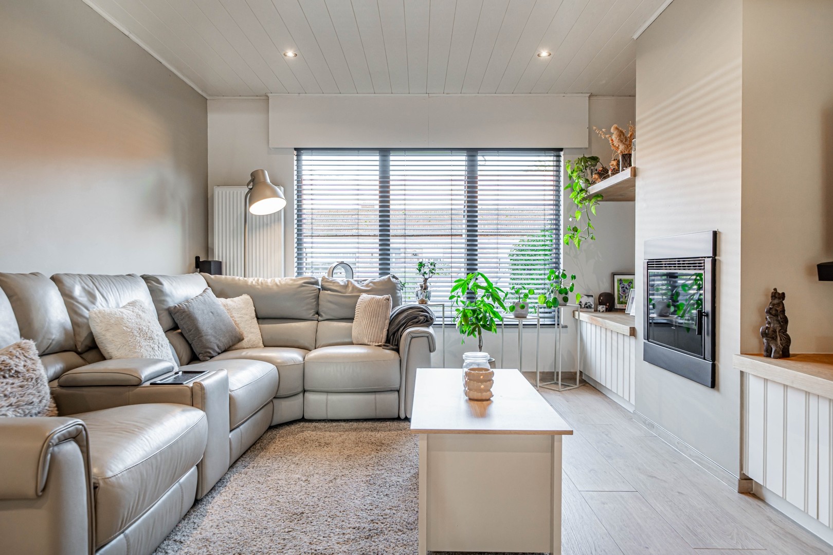 Charmante gerenoveerde eengezinswoning met rustgevende tuin - foto 4