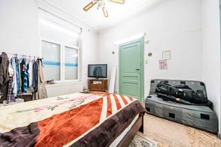 Infos: brussels.west@weinvest.be or +32 2 315 77 22✨ Commercial property to renovate – a property full of potential! ✨Looking for a project that...