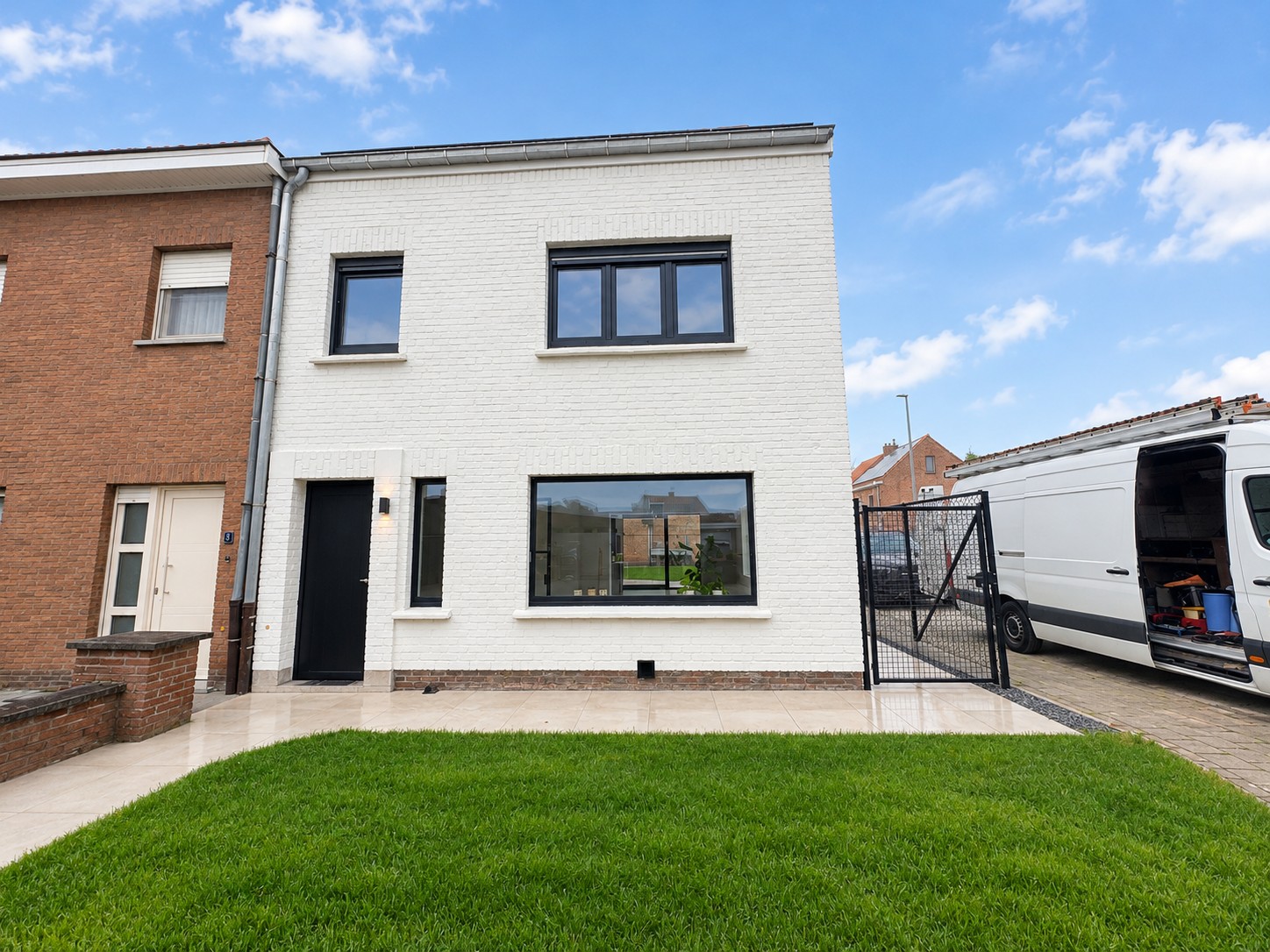 Gerenoveerde, ruime woning met 3 slaapkamers in Ledegem - foto 2