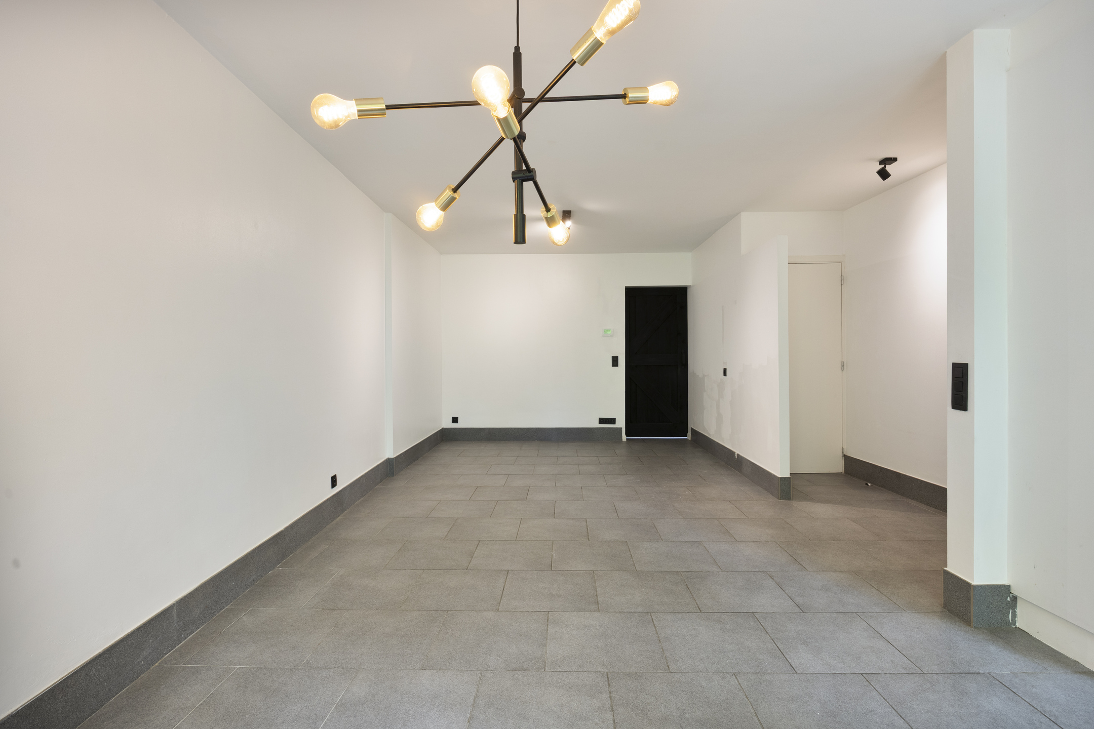 Ground-floor apartment with terrace in Mechelen - photo 2