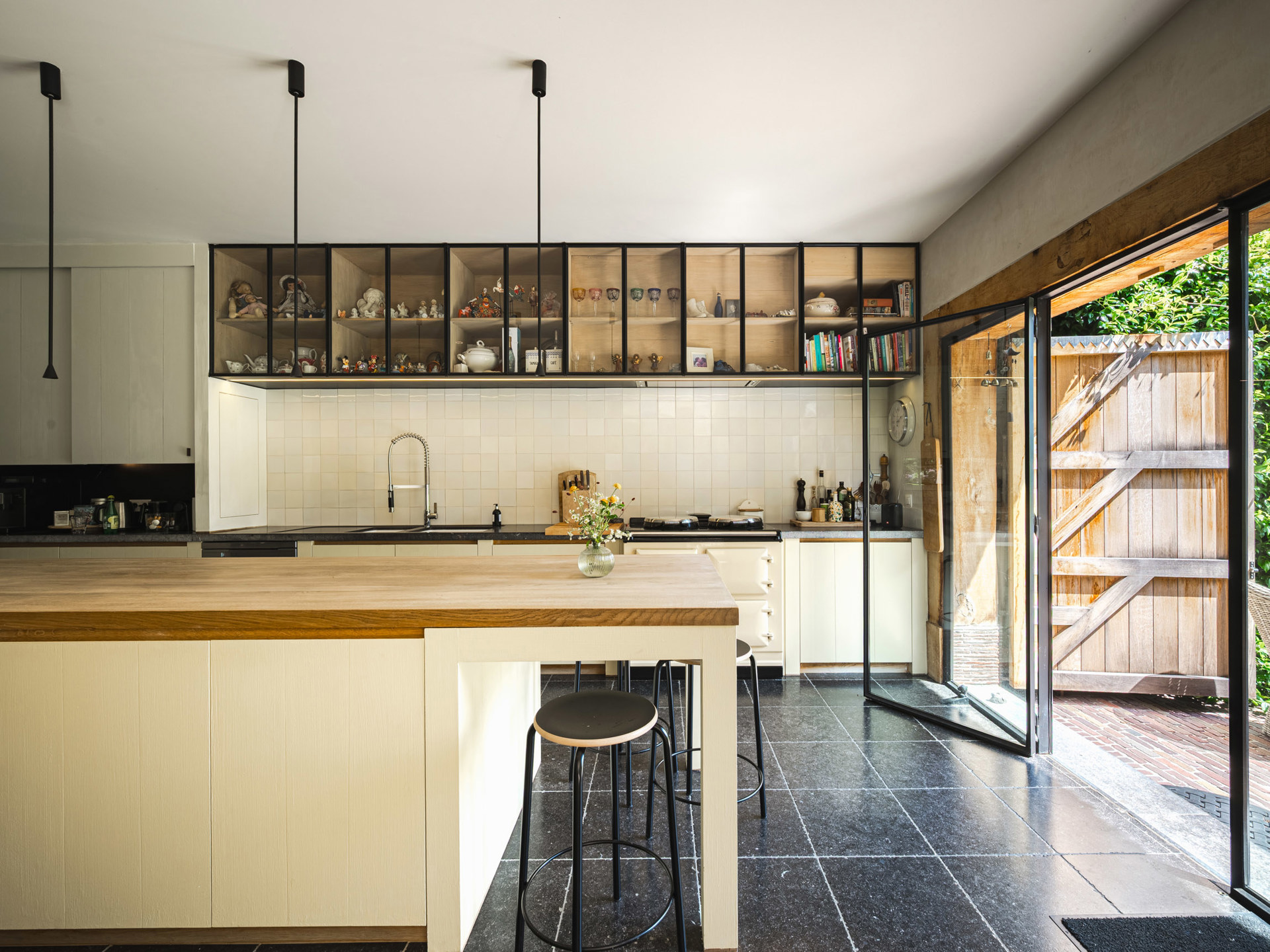 House for sale in Sint-Martens-Latem with 4 bedrooms - photo 4