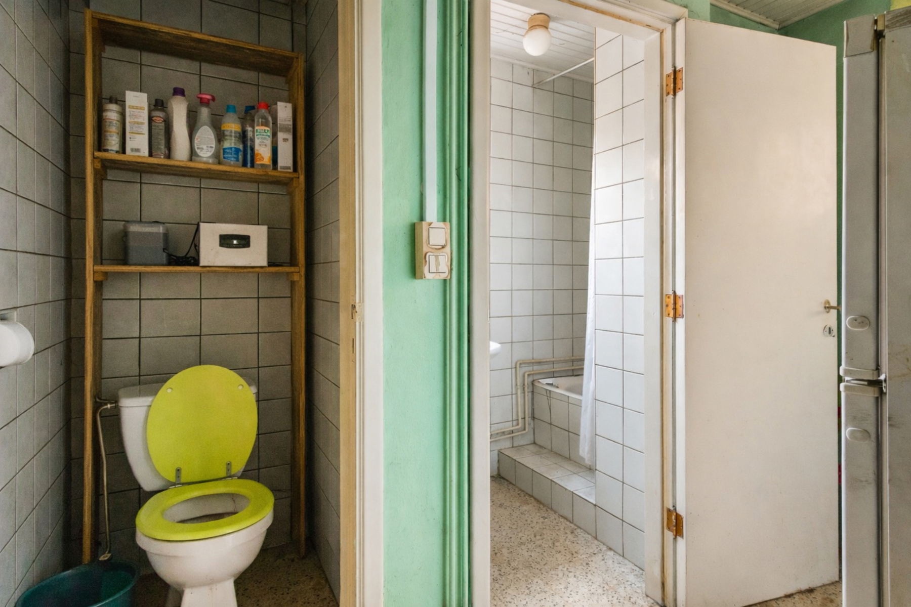 Te renoveren rijwoning met 3 à 4 slaapkamers en ruime tuin. - foto 4