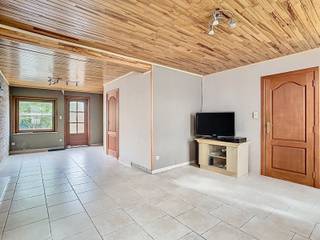 Te renoveren open bebouwing in een landelijke omgeving!In het charmante Faluintjesdorp Moorsel, vlakbij de bekende Sint-Stefanuskapel en gelegen...