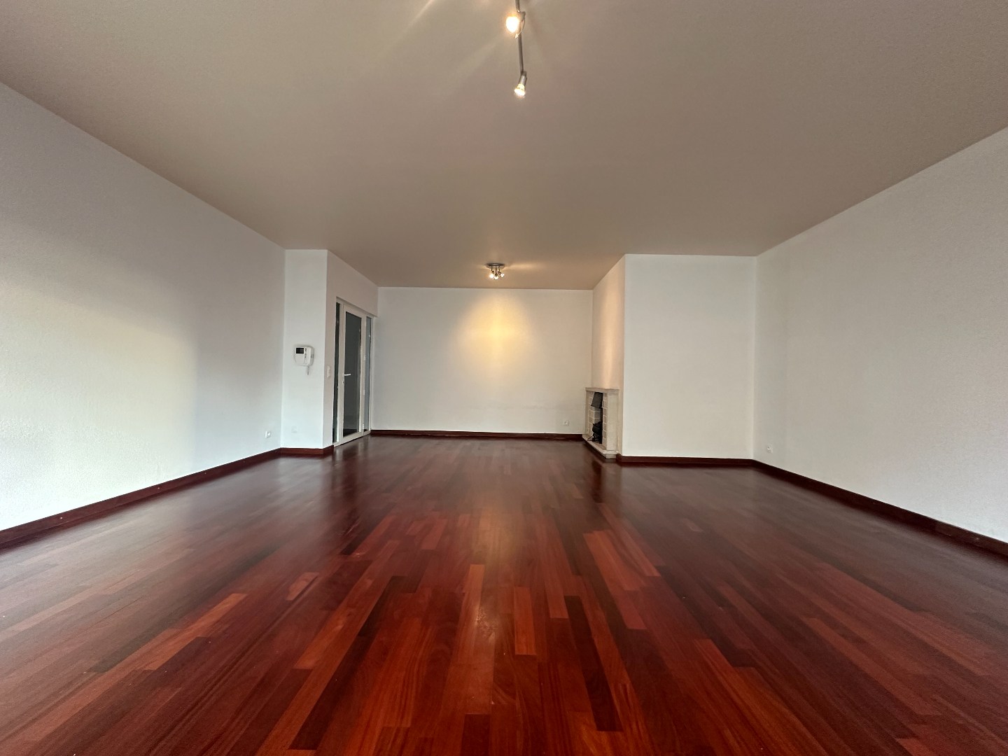 Appartement à louer à Gand avec 3 chambres - photo 3