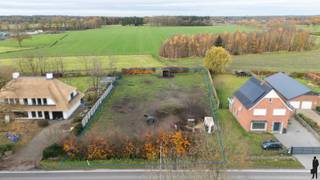 Bouwgrond van 1.108m², geschikt voor een vrijstaande woning met een uitzicht over weilanden.Bijzonderheden:- Straatbreedte circa 14 meter-...