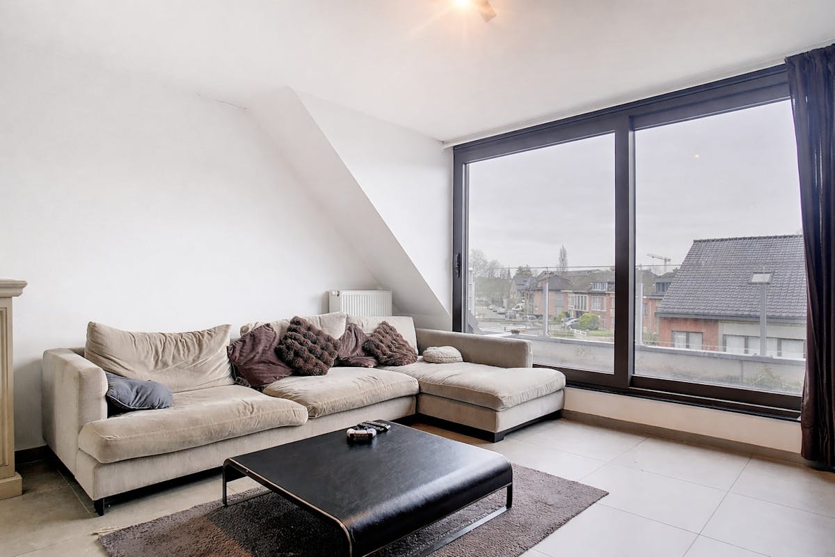 Appartement en duplex dans le centre de Beveren - photo 2