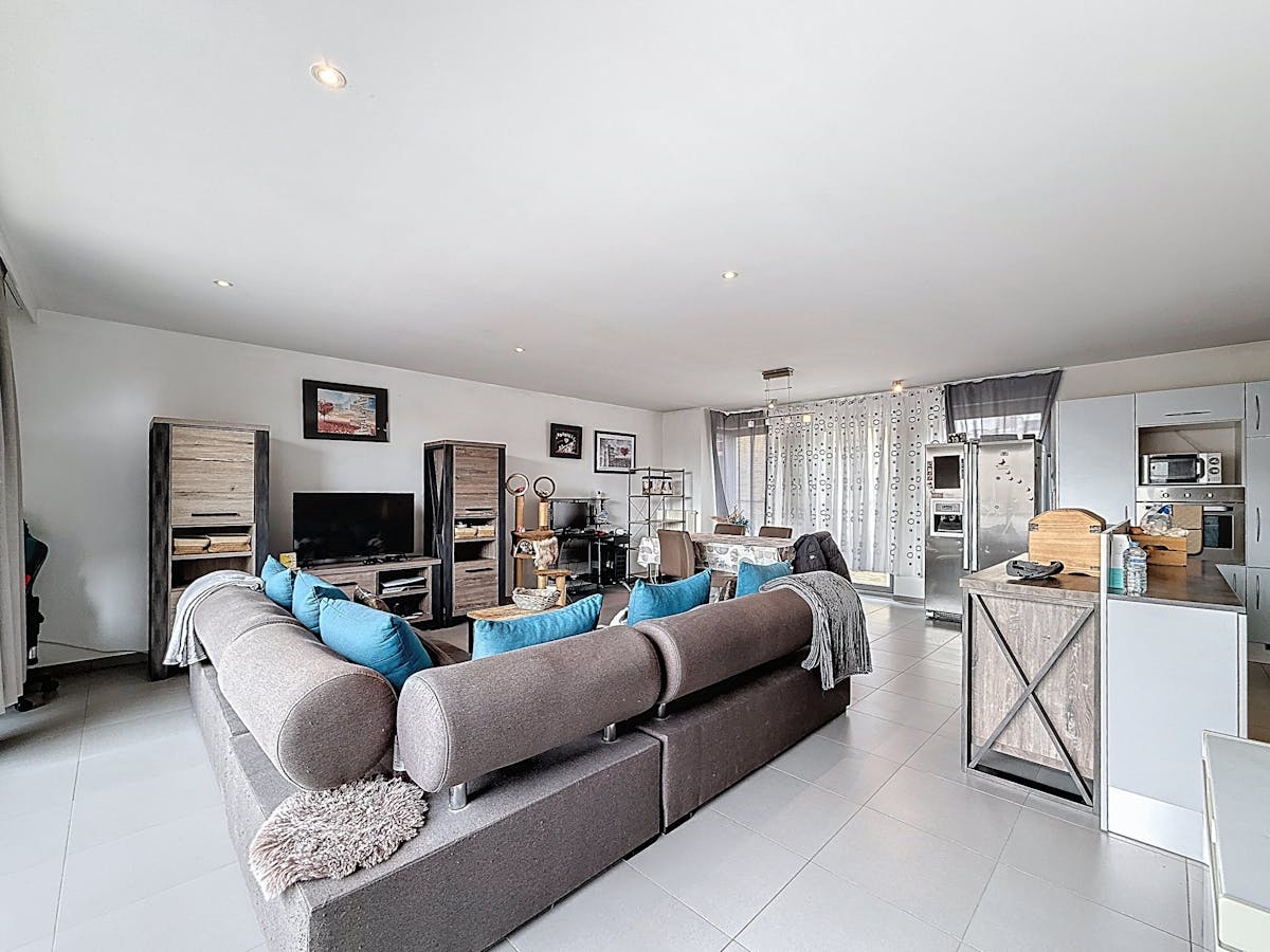 Woning met 3 slaapkamers te huur in centrum Veurne - foto 3