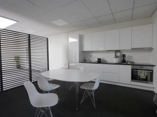 Espace de bureau idéalement situé pour une entreprise travaillant dans le port d'Anvers ou pour des personnes exerçant des professions connexes...