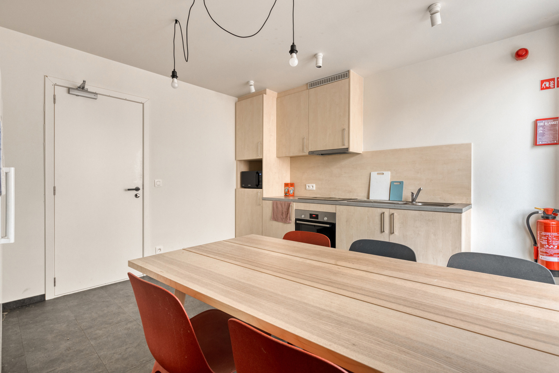 Apartment for rent in Mechelen with 7 bedrooms - photo 4