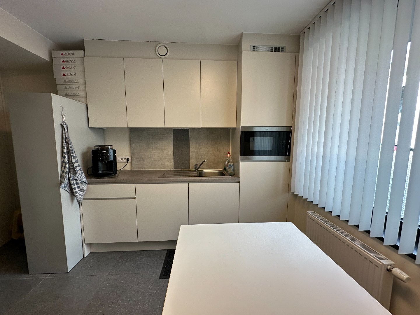 Instapklare kantoorruimte centrum Torhout (met mogelijkheid tot bijhuren appartement) - foto 5