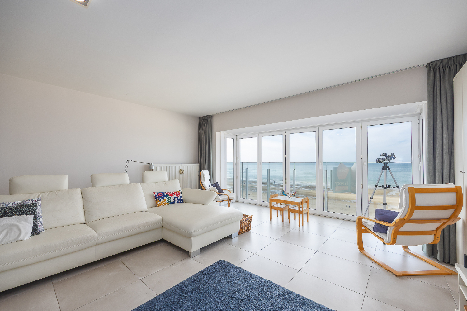 Prachtig gerenoveerd appartement in gerenoveerd gebouw met frontaal zeezicht! - foto 3