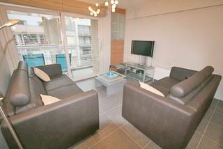 Te huur: Gemeubeld appartement met 1 slaapkamer in centrum Nieuwpoort-bad.Ontdek dit centraal gelegen, gemeubeld appartement op de 3e verdieping,...