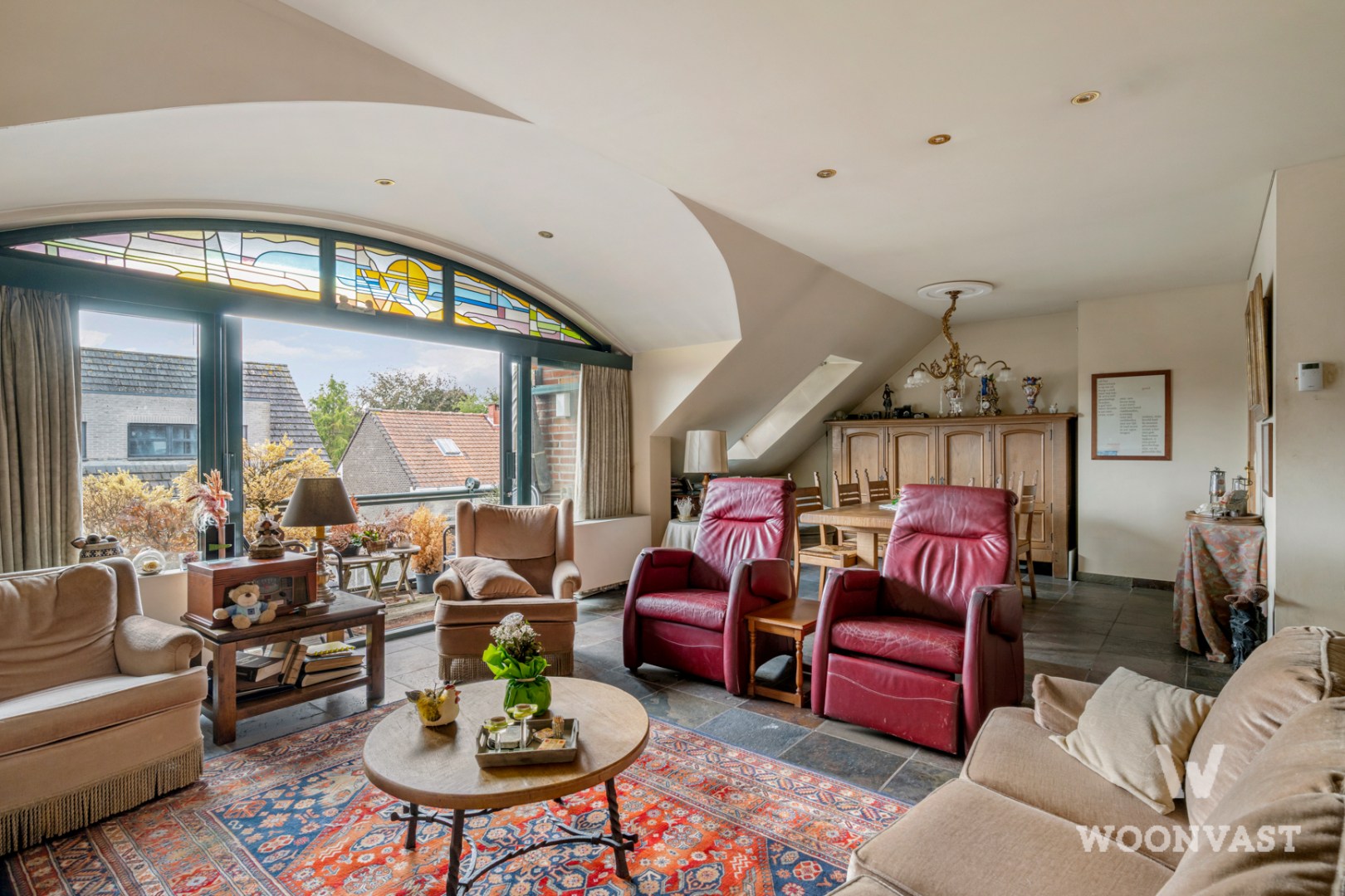 Centraal gelegen appartement met 2 slaapkamers en garage - foto 4