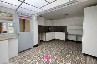 Deze goed onderhouden woning te Heule is gelegen in een zeer gegeerde buurt met alle denkbare voorzieningen op wandel- en fietsafstand,...