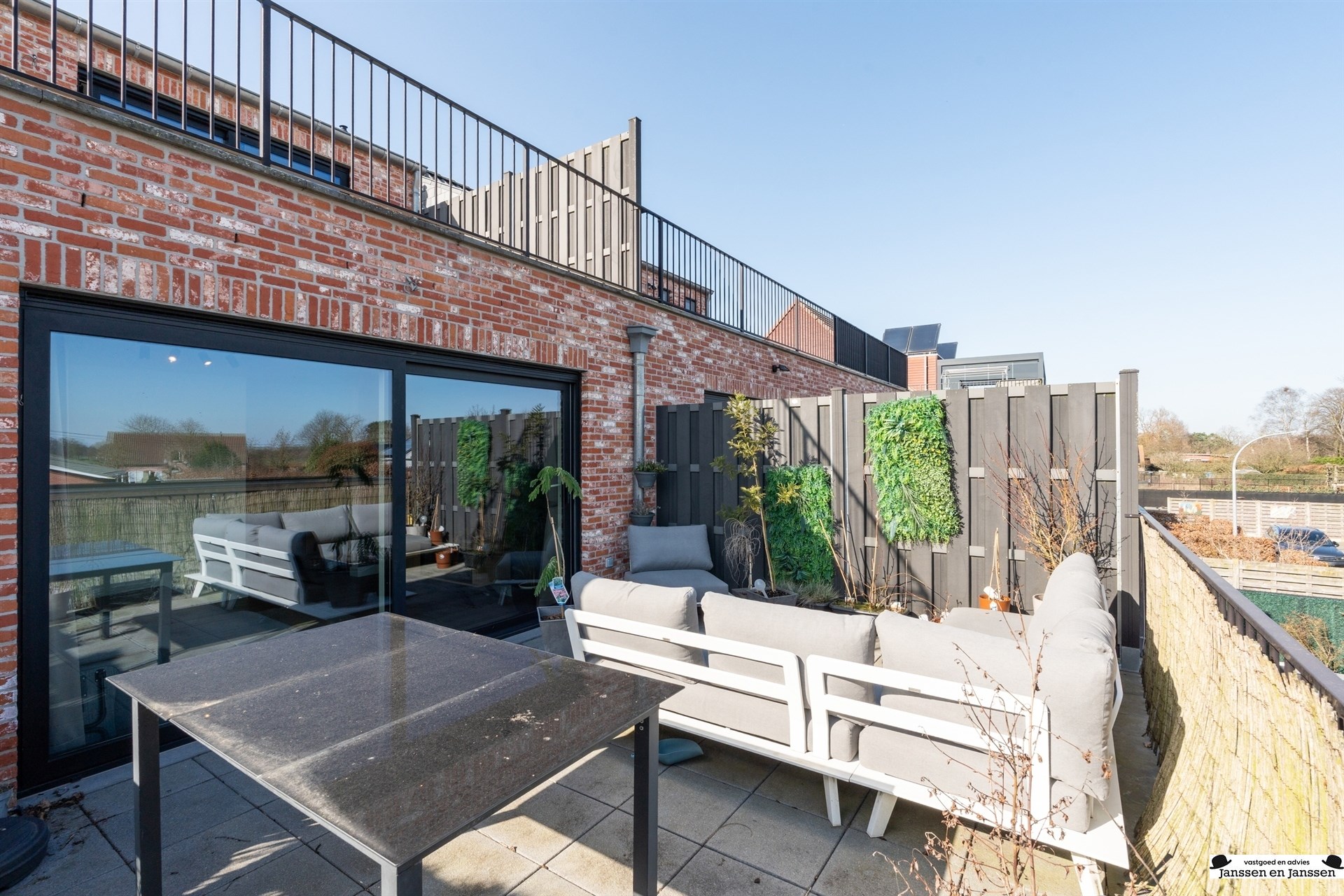 Lichtrijk en modern appartement met prachtig (dak)terras - foto 4