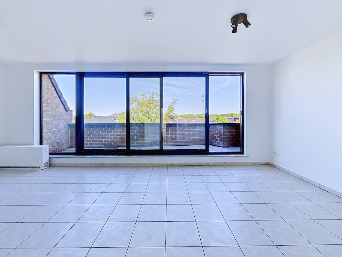 Appartement met 2 slaapkamers aan het station van Eeklo - foto 5