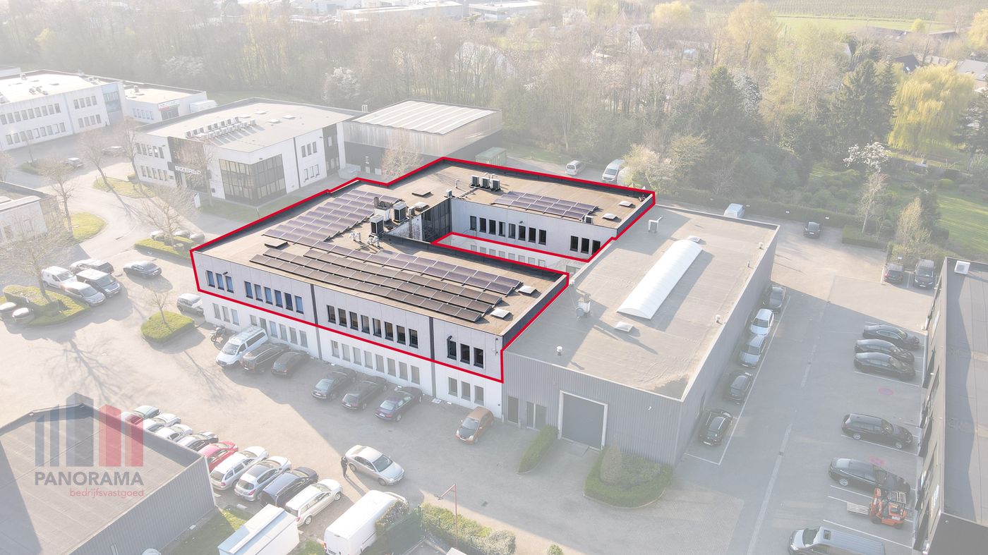 900 m² Kantoren  en 11 parkeerplaatsen te koop, visibiliteit van Pontbeeklaan! - foto 2