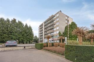 Bienvenue dans ce charmant appartement au cœur de Saint-Trond, un mélange parfait de confort et de fonctionnalité.Avec une surface habitable de...