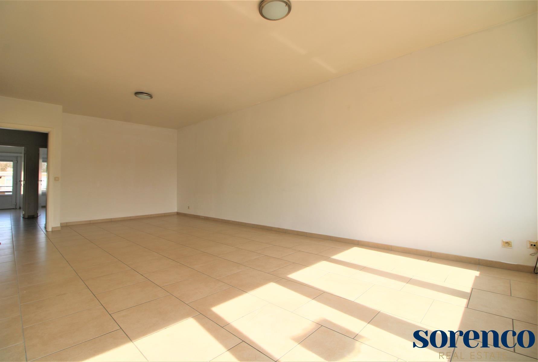 Brasschaat - Licht 2 slpk app. ca.95m² met garagebox  - foto 3