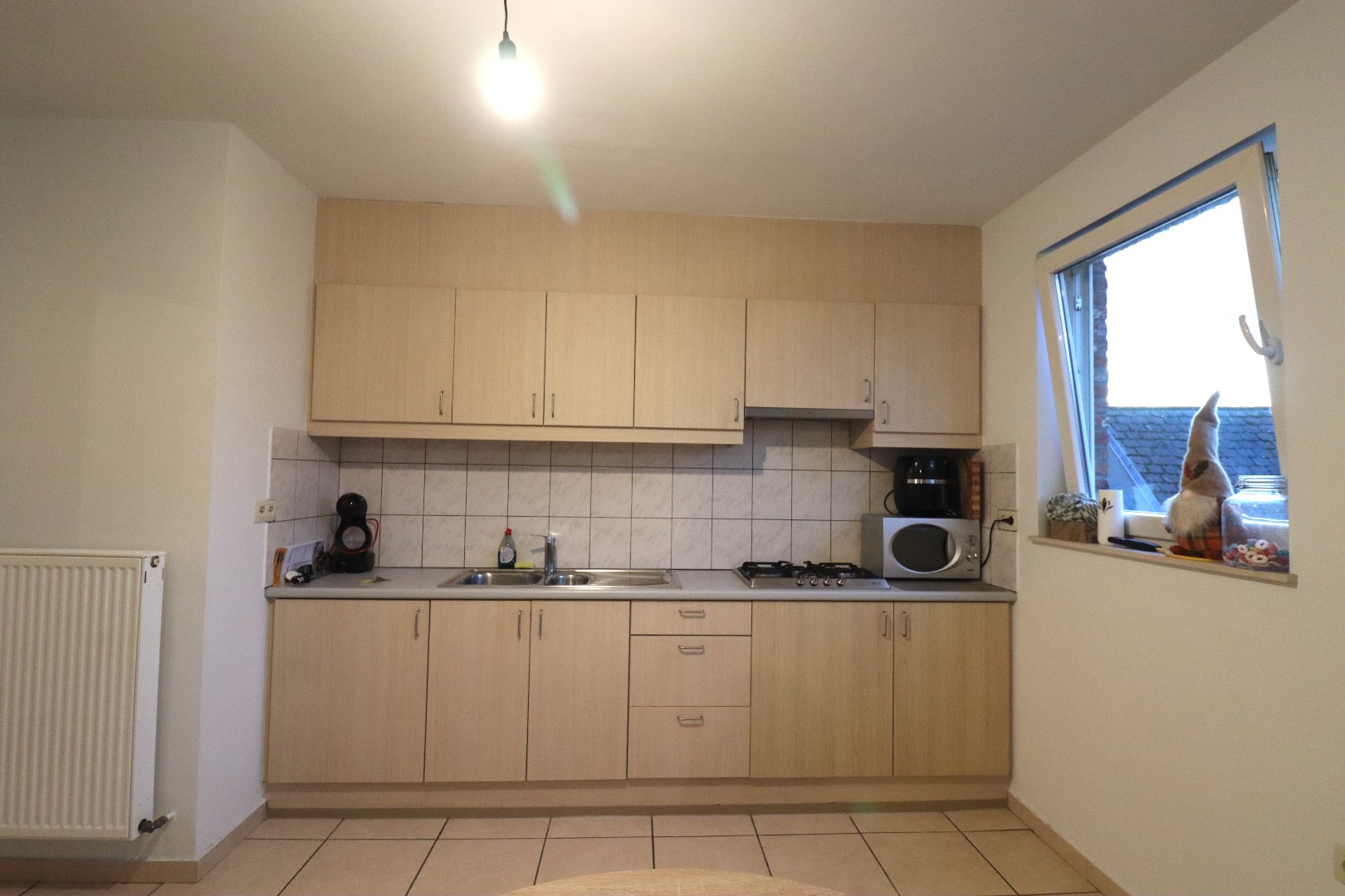 Ruim en lichtrijk appartement met twee slaapkamers en terras nabij het centrum van Moerzeke - foto 5