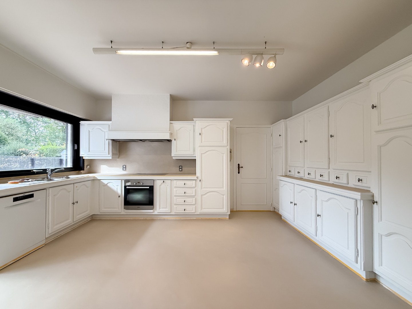 House for rent in Knokke-Heist with 4 bedrooms - photo 3