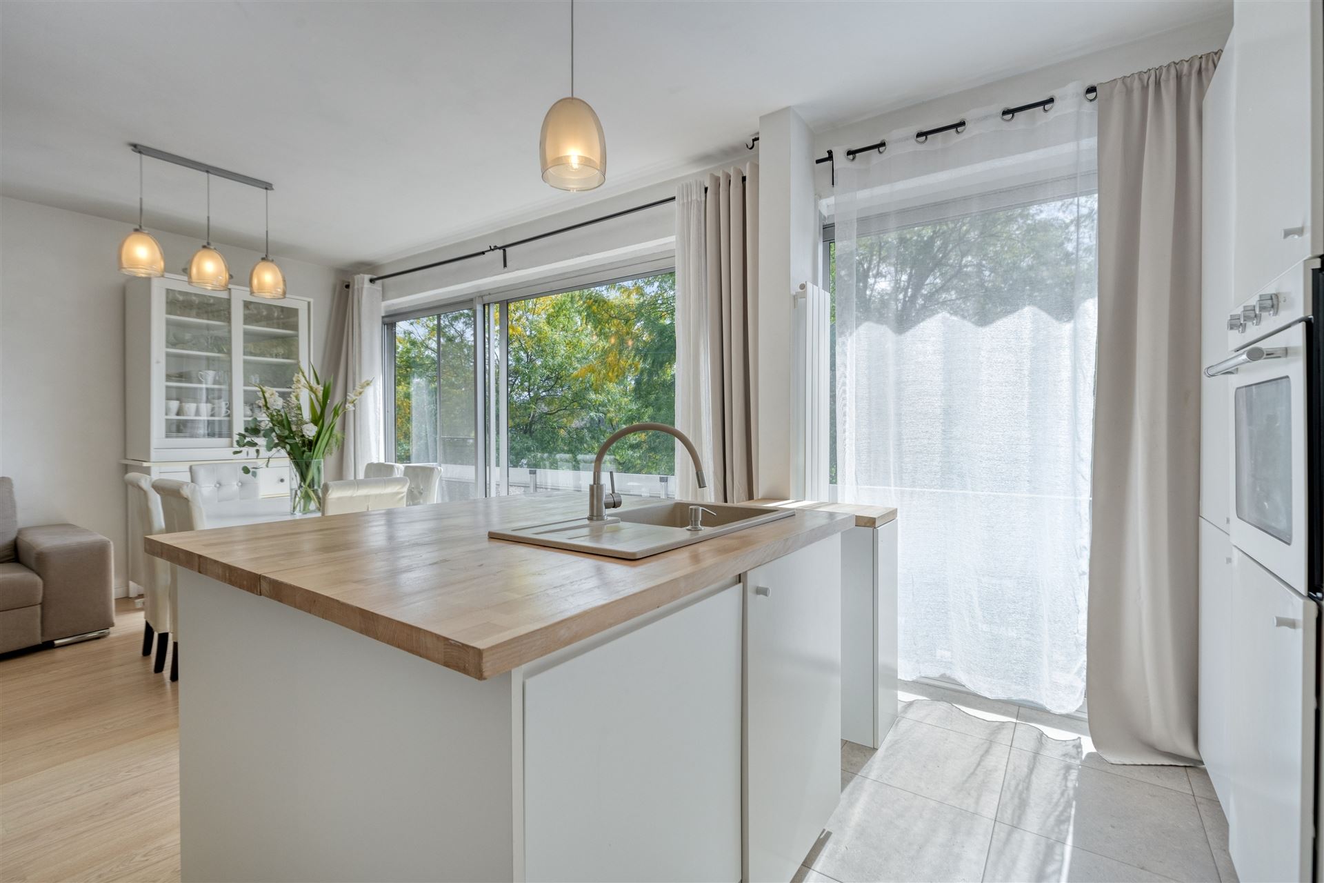 Instapklaar drie-slaapkamerappartement in rustige woonwijk - foto 5