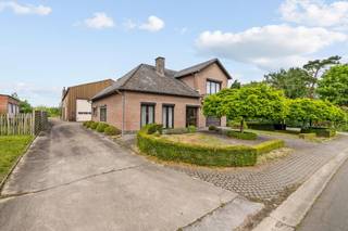 Commercial for sale in Alken