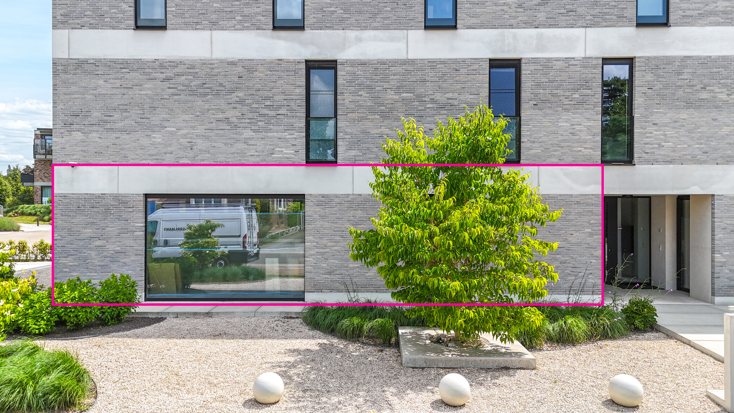 Exclusief:casco handelsruimte van 175 m² te Zonhoven centrum! - foto 3