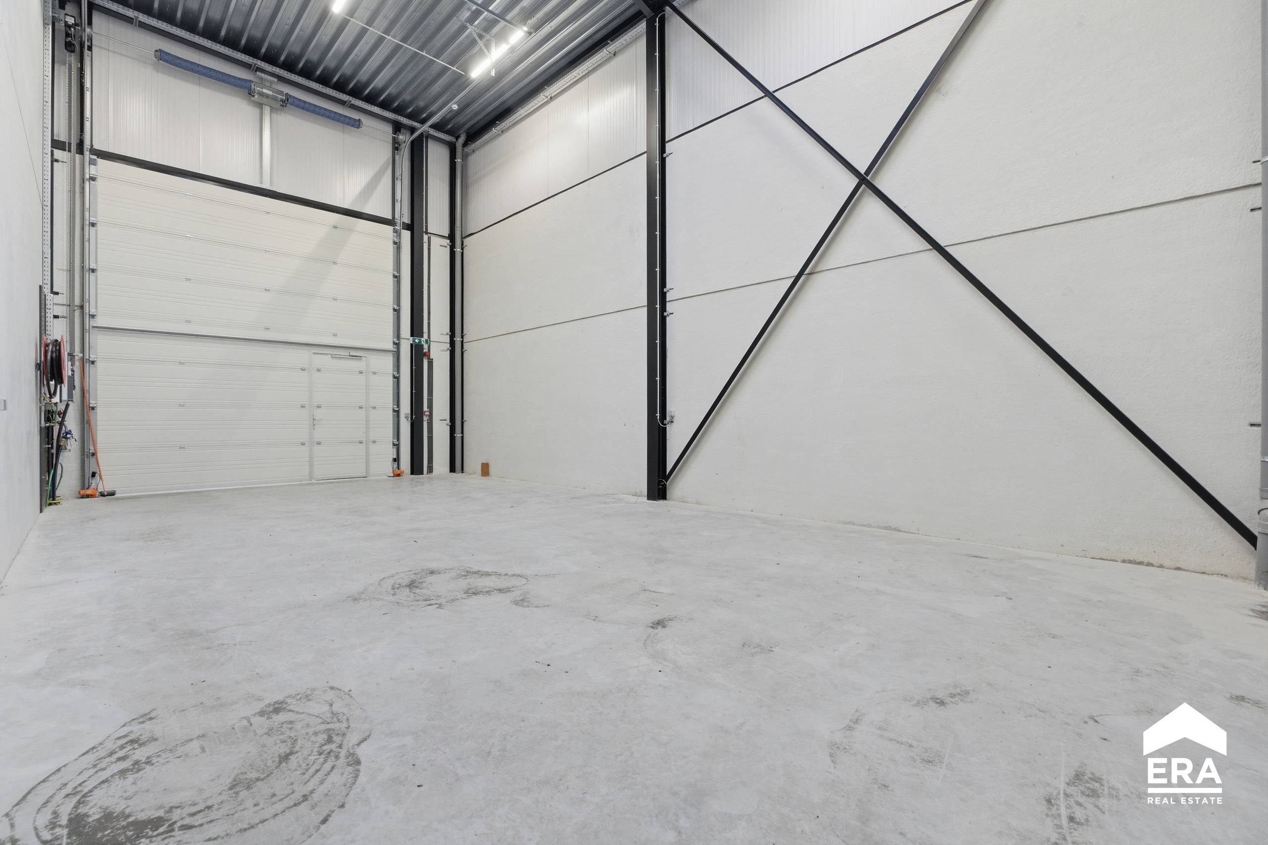 Magazijn/loods/KMO-unit te huur op toplocatie in Roeselare - foto 3
