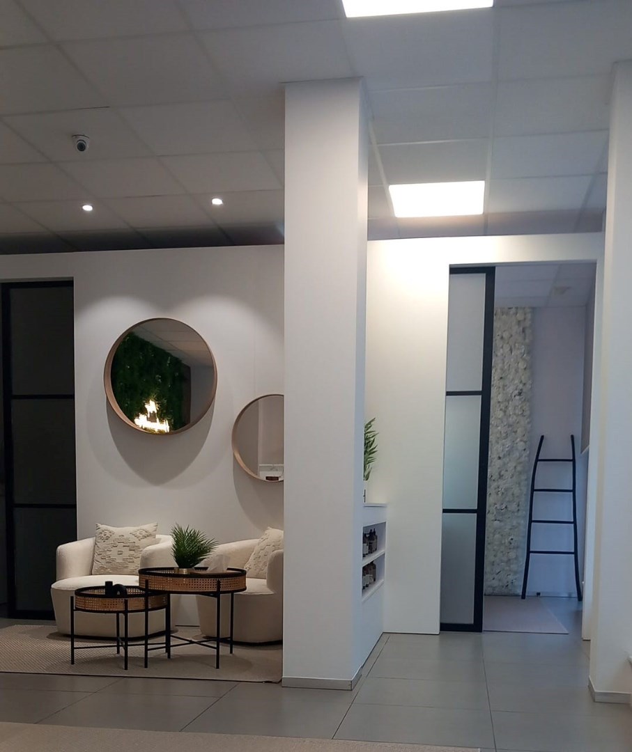 Commercial for rent in Kortrijk - photo 4