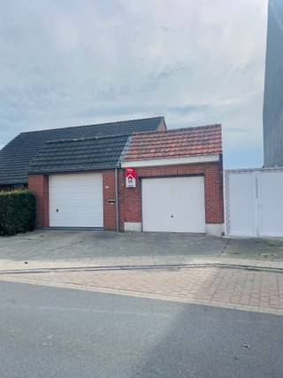 Menen: garage van 24m² te koop3,5m breed 6,5m diep...