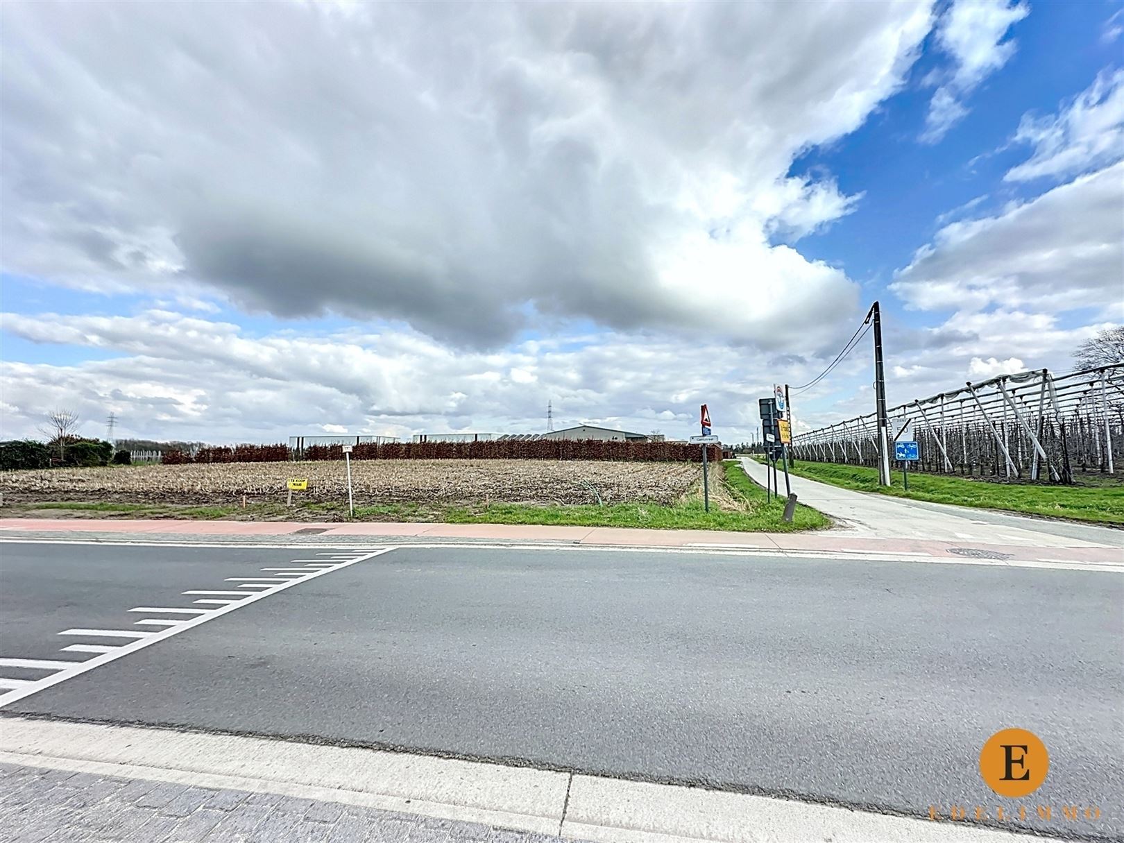 Bouwgrond voor OB van 846m². Zonder bouwverplichting! - foto 1