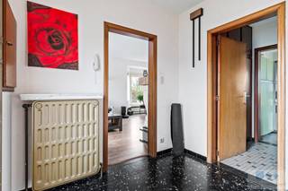 Vrijstaande, karaktervolle woning op perceel van 1122 m² op centrale toplocatie te Westerlo.De combinatie tussen rust, vlotte bereikbaarheid en groen...