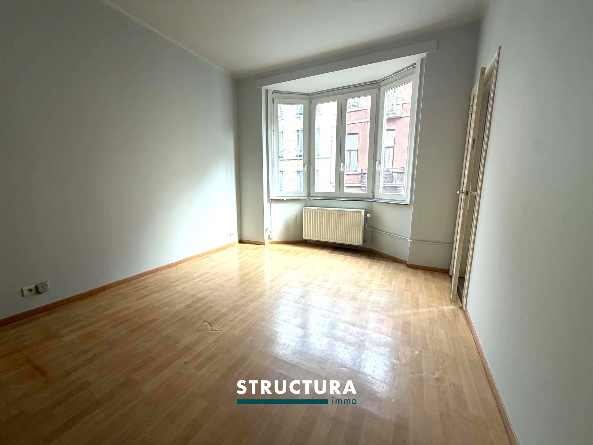 1-slaapkamerappartement te huur te Sint-Gillis. - foto 4