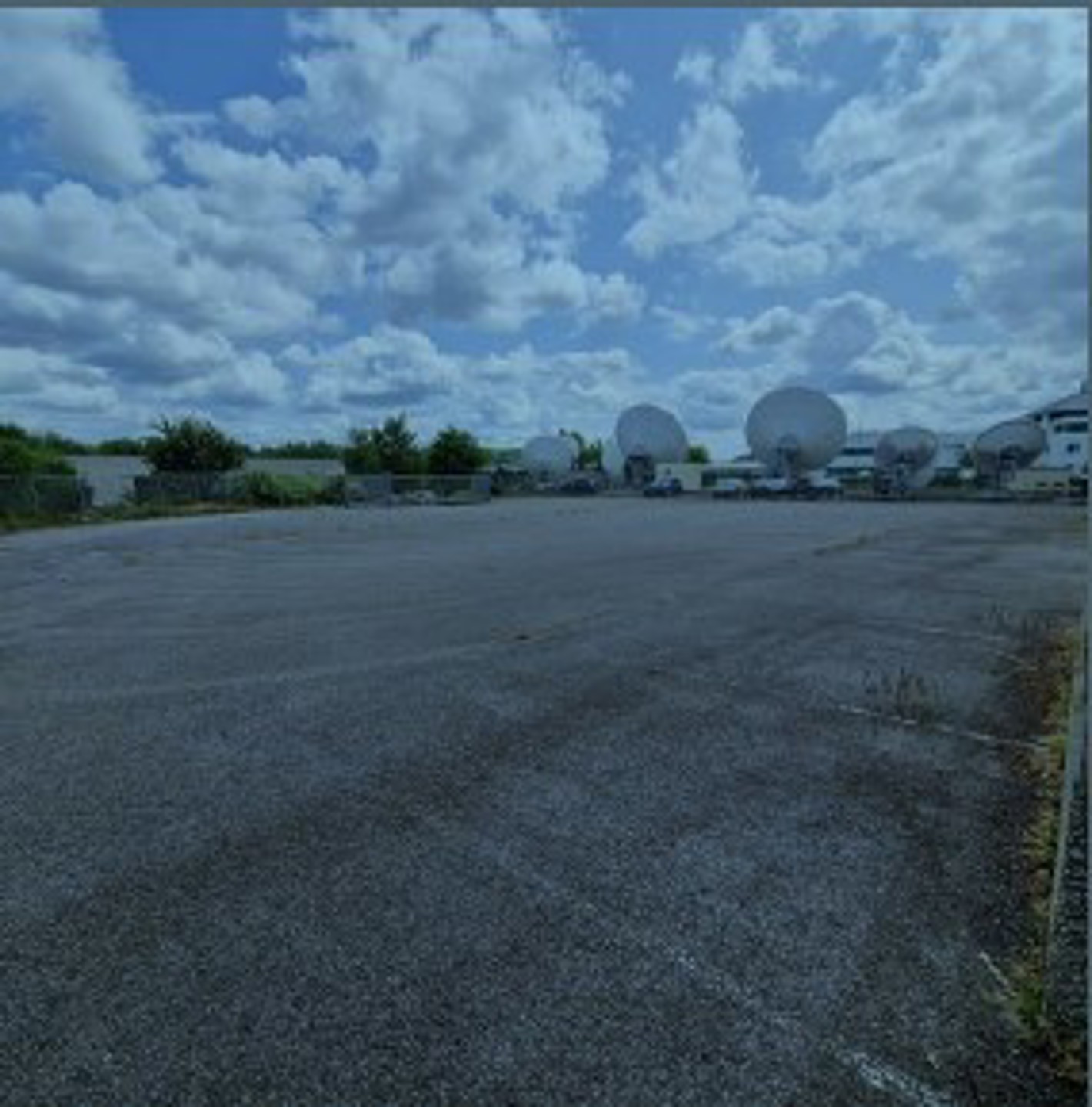 Magazijn met kantoren te huur 1.748 m² Gosselies (Aéropôle) - foto 2