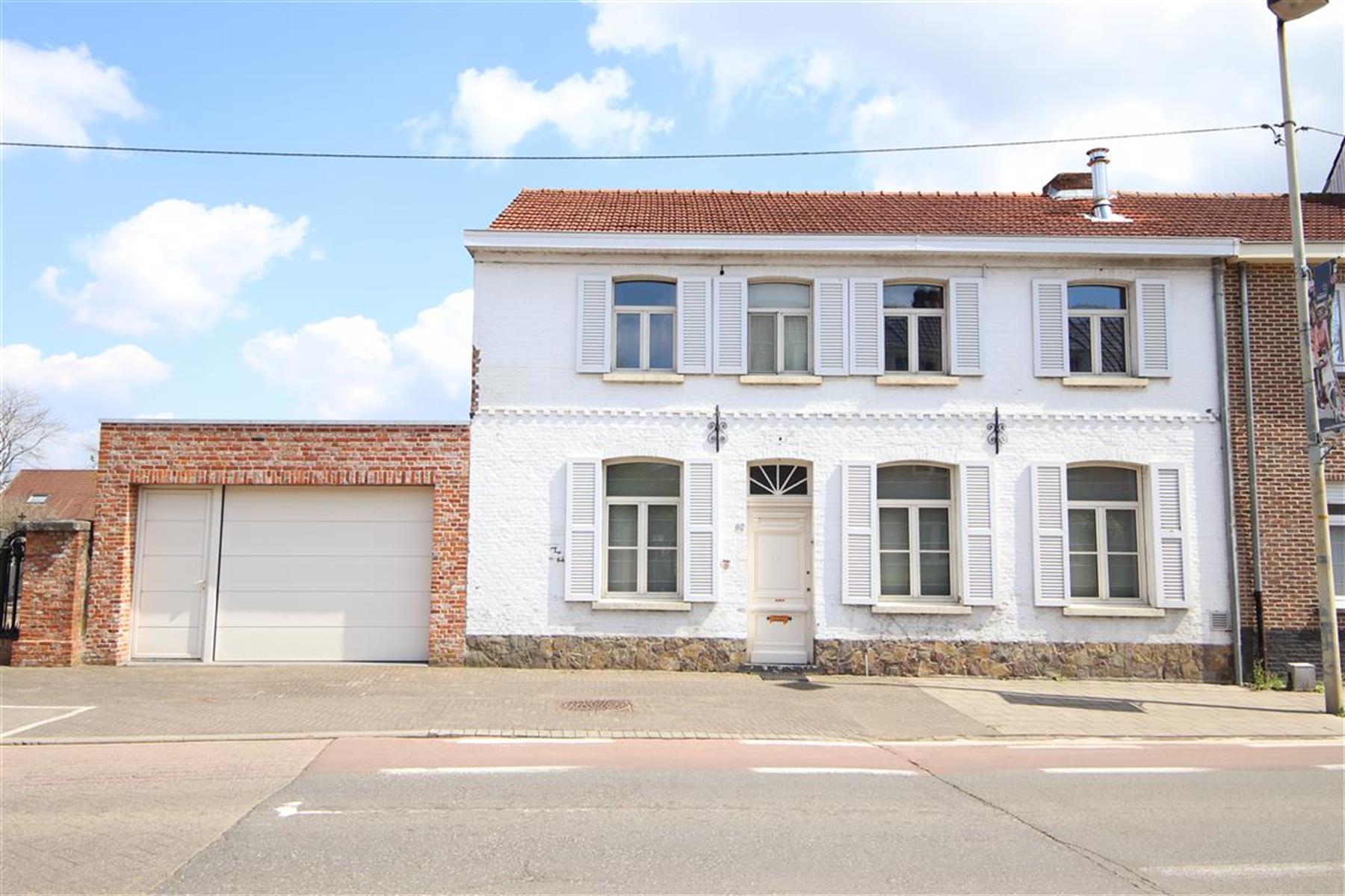Zeer ruime polyvalente woning in het gezellige hartje van Vlimmeren met zeer grote tuin - foto 2