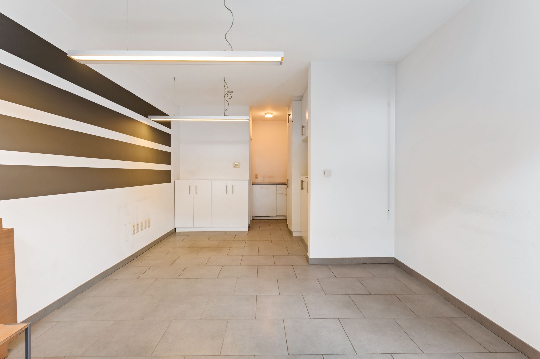 Commercial for rent in Brasschaat - photo 4